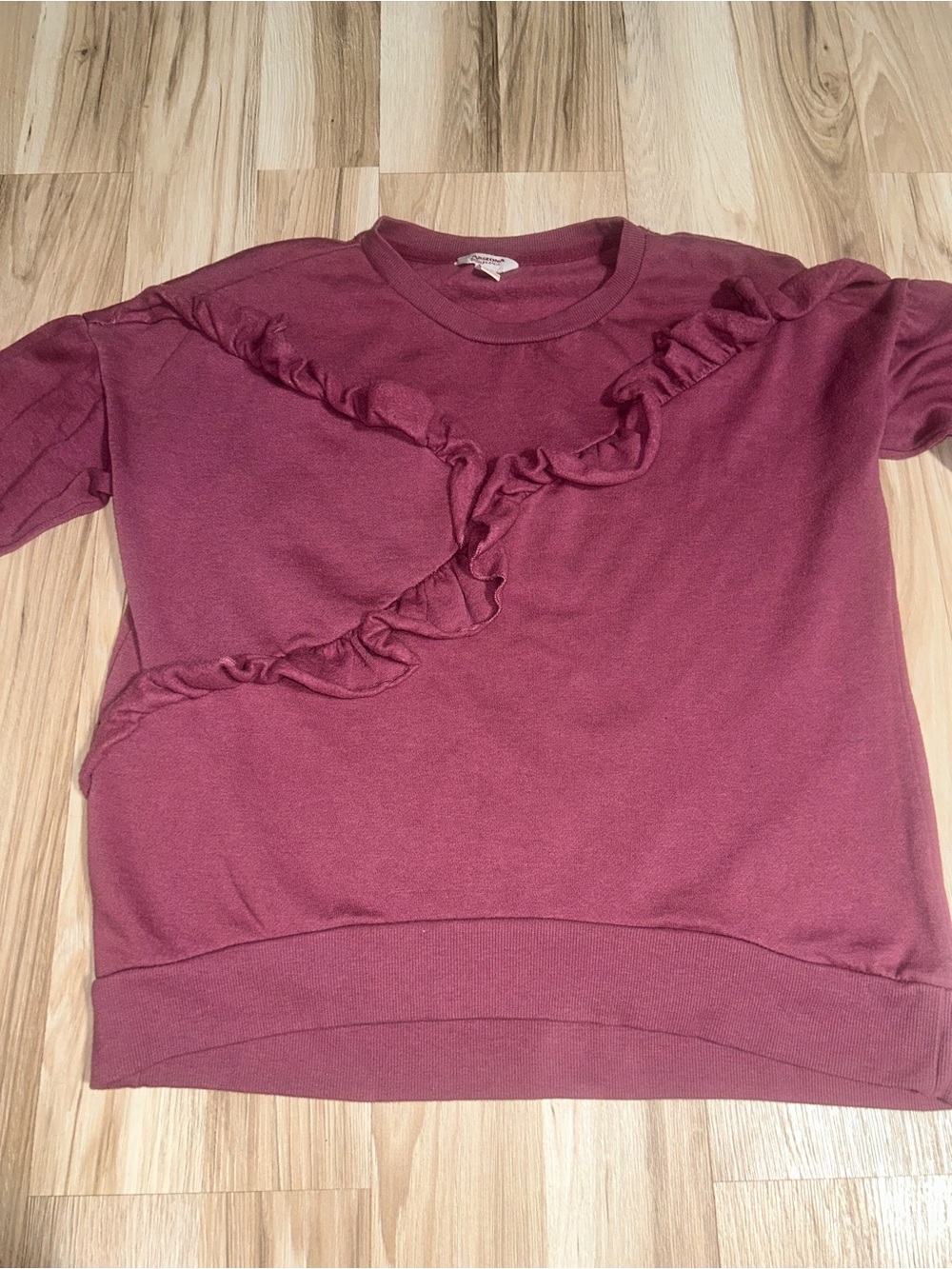 Arizona Jean Company Burgundy Ruffle Sweatshirt